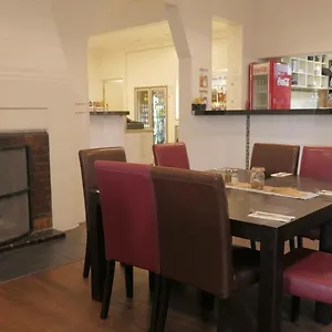 2* Hotel National